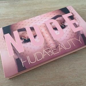 Huda Beauty The Nude Eyeshadow Palette